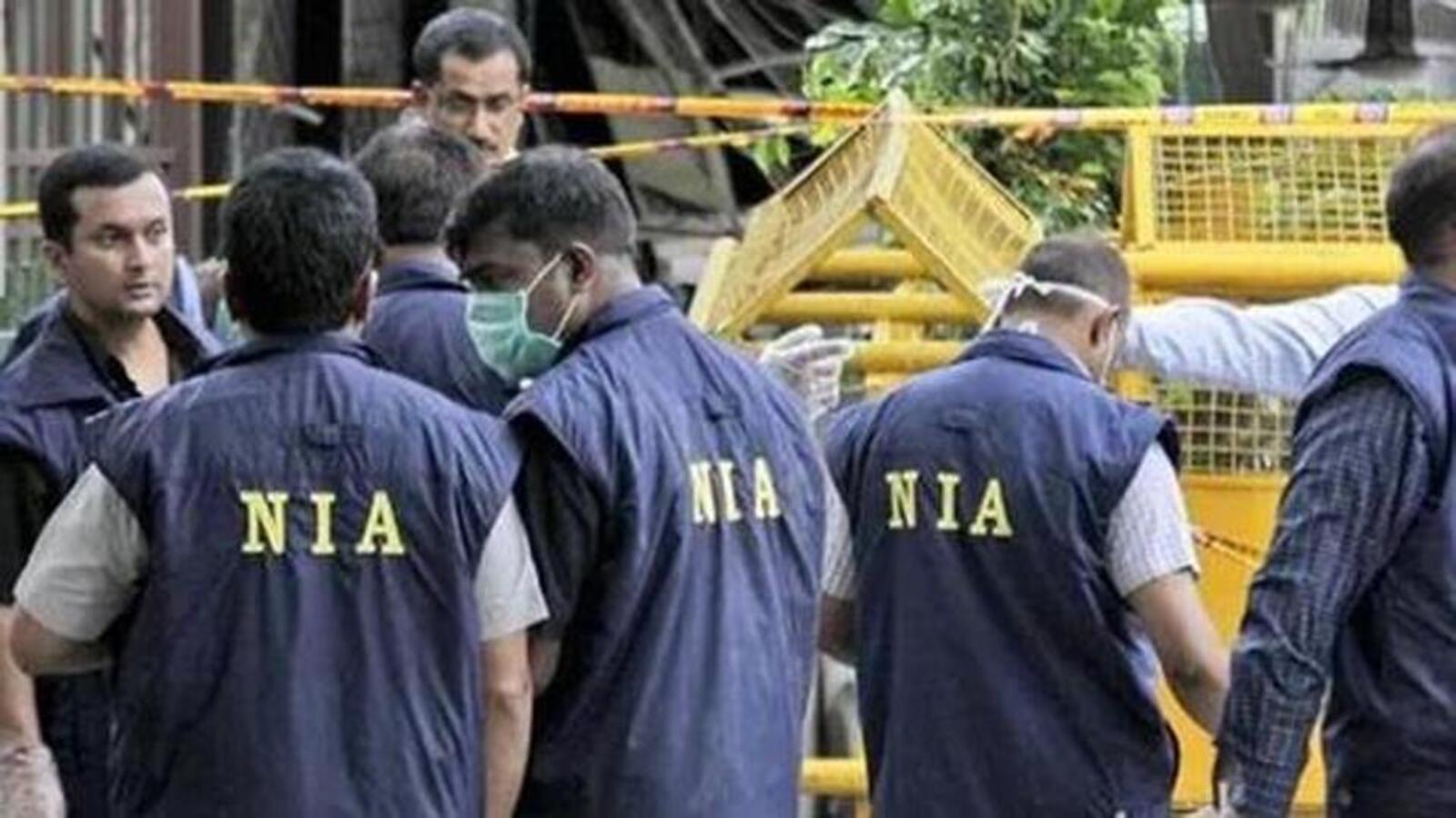 nia-detains-kolkata-man,-raids-a-number-of-places-to-hint-suspected-pak-spies