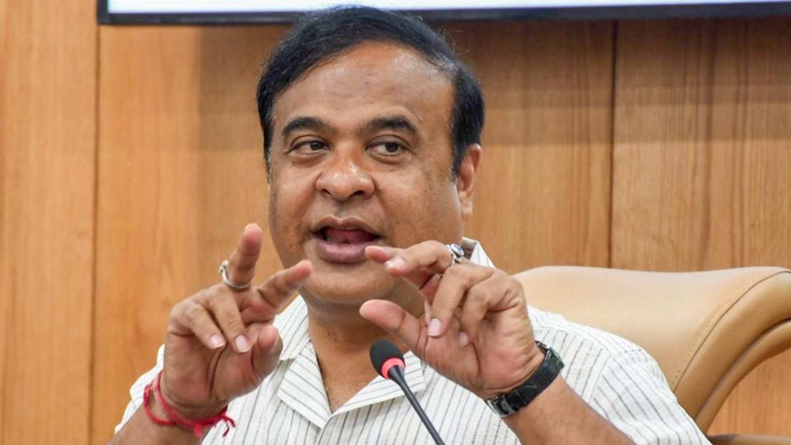 assam-cm-claims-1000’s-of-overseas-social-media-accounts-favour-state-congress