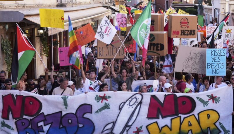 ‘Eat the wealthy’: Venice protests shadow Jeff Bezos’ marriage ceremony Bezos wedding in Venice: hundreds protest over the city's ...