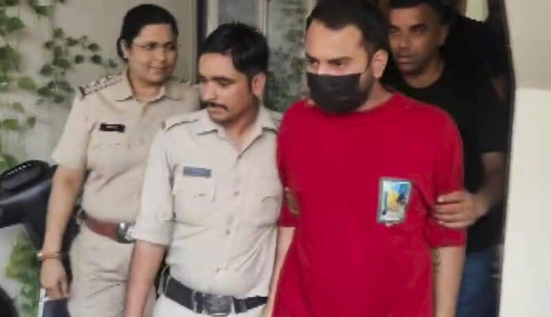 Graphic designer held for theft of 6.8 lakh from home in Thane Graphic designer held for theft of Rs 6.8 lakh valuables from ...