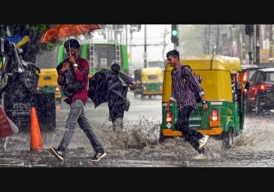 Kerala rain: IMD revises forecast, Orange alert in 2 districts ...