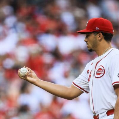 Reds begin rookie Chase Burns towards Red Sox ace Garrett Crochet Reds start rookie Chase Burns against Red Sox ace Garrett Crochet ...
