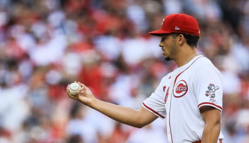 Reds begin rookie Chase Burns towards Red Sox ace Garrett Crochet Reds start rookie Chase Burns against Red Sox ace Garrett Crochet ...