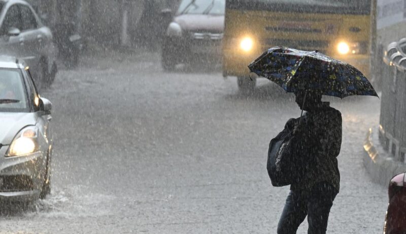 sudden-downpour-causes-visitors-jams-throughout-hyderabad,-it-corridor-on-july-18