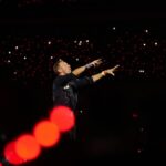 coldplays-jumbotron-captures-what-precisely?-the-web-has-its-theories