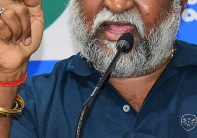 who-despatched-police-to-bedrooms-of-leaders,-revanth-or-kcr:-jagga-reddy-asks-ktr-to-instrospect
