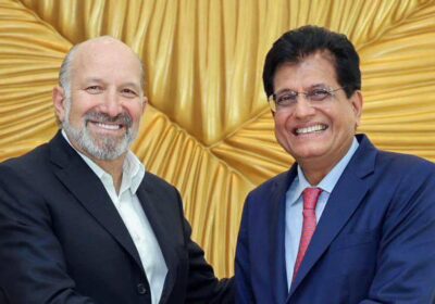 trump-says-‘very-large’-commerce-deal-developing-with-india