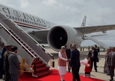 pm-modi-in-maldives-live:-modi-arrives-in-maldives-for-two-day-go-to