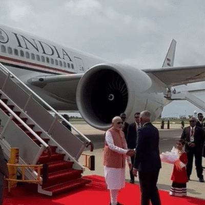 pm-modi-in-maldives-live:-modi-arrives-in-maldives-for-two-day-go-to