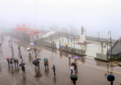 himachal-pradesh-suffers-losses-of-1500-crore-throughout-ongoing-monsoon-season