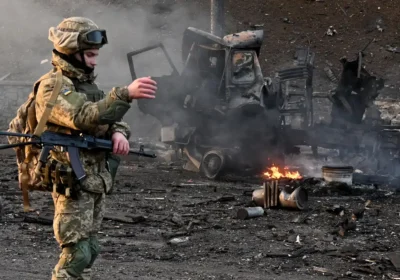 Germany decides to send weapons to Ukraine — as it happened – DW ...