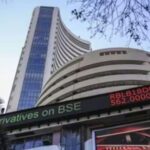 Sensex, Nifty drop in early trade dragged by IT stocks, foreign ...