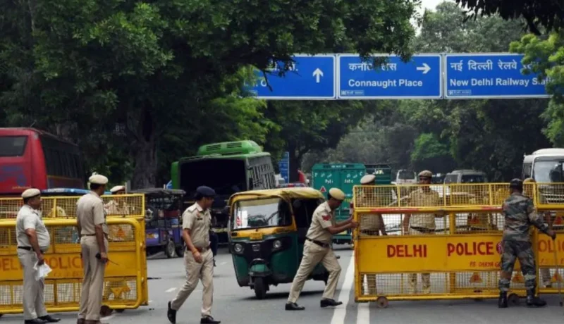 Mother and 14-year-old son killed in Delhi’s Lajpat Nagar, helper arrested Double murder in Delhi's Lajpat Nagar: Mother and minor son killed ...