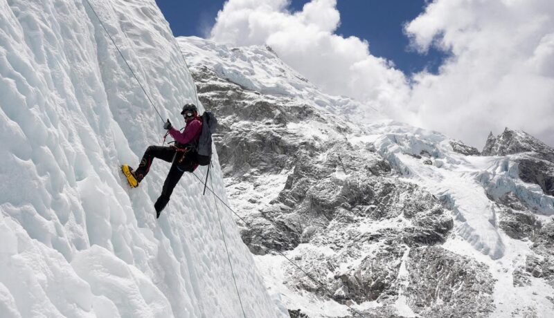 Nepal to limit Mt Everest permits to solely those that have already finished 7,000m climbs Nepal to restrict Mt Everest permits to only those who have ...
