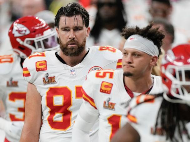 Patrick Mahomes backs Travis Kelce after he punches teammate in apply: Love the hearth The best of Travis Kelce
