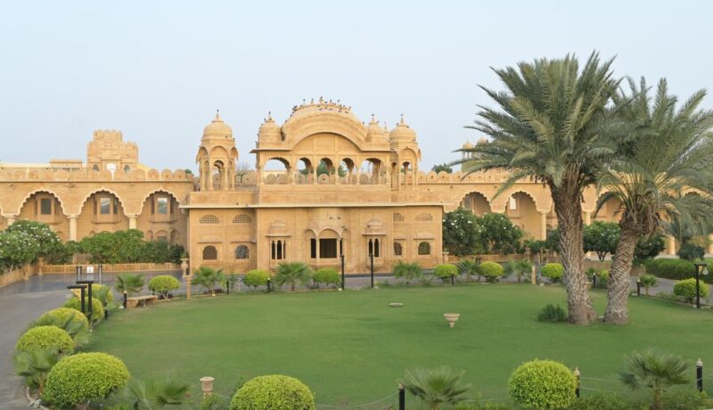 Retreat like the royals at Fort Rajwada in Jaisalmer - The Hindu