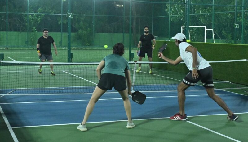 The Great Racquet Swap – Why Tennis Players Are Embracing Pickleball Discover the rise of pickleball among tennis players, its ...